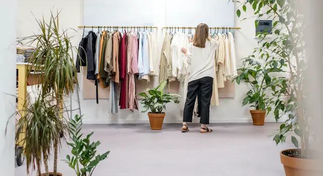 Is Emmiol Legit and a Sustainable Fast Fashion Brand?