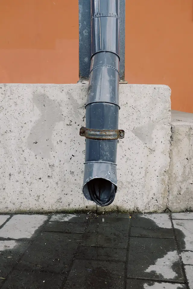 How to Unblock a Drain Pipe Outside?