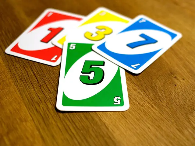 What Does Shuffle Hands Mean in Uno? 