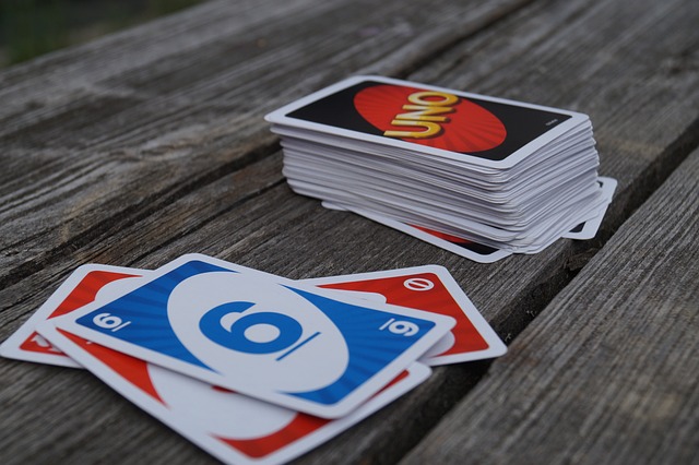 What Does Shuffle Hands Mean in Uno?